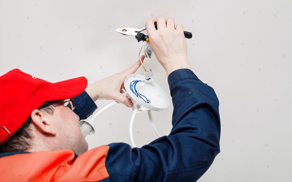 recherche travail électricien bâtiment Maisons-Alfort